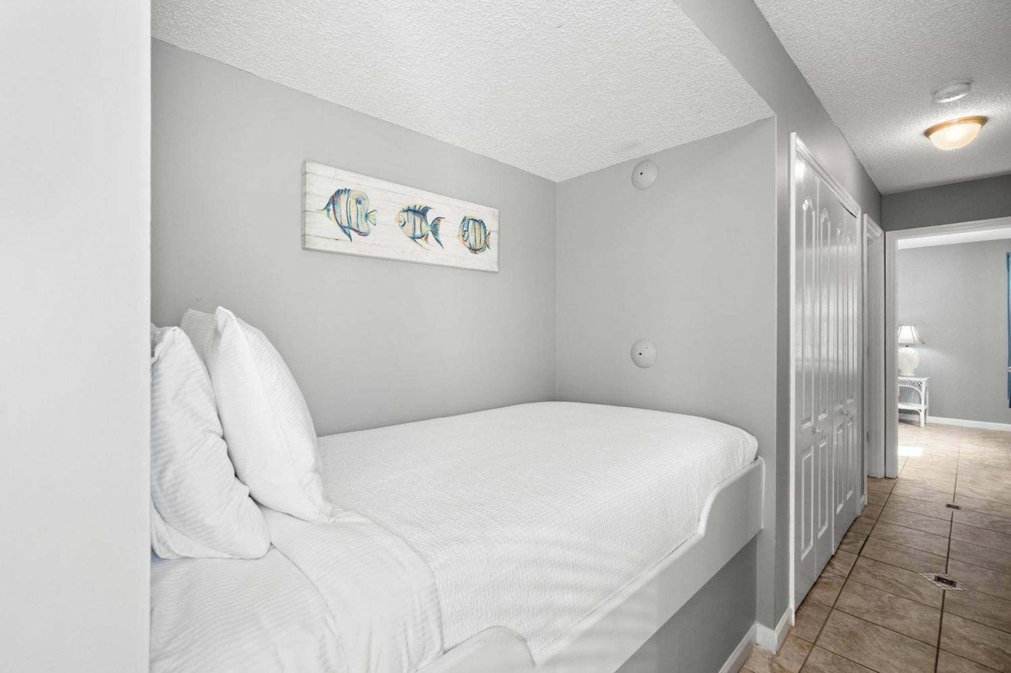 Horizon South By Panhandle Getaways Panama City Beach Room photo